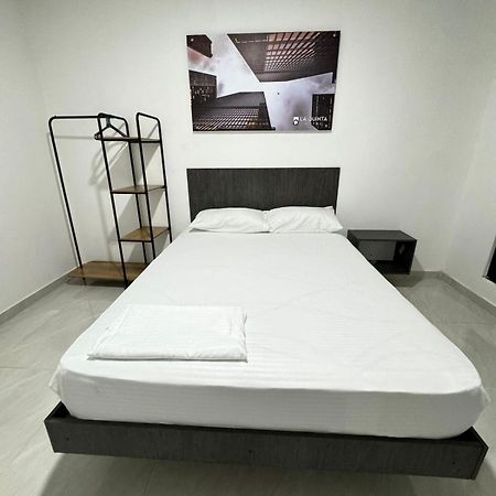 Hotel Le Quint Cúcuta Екстериор снимка