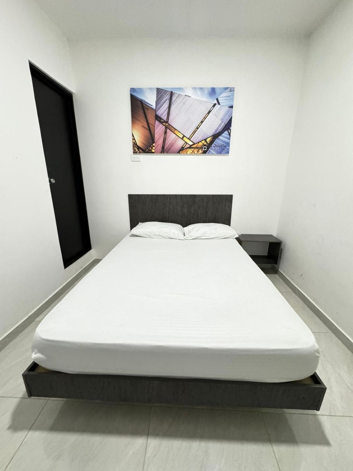 Hotel Le Quint Cúcuta Екстериор снимка